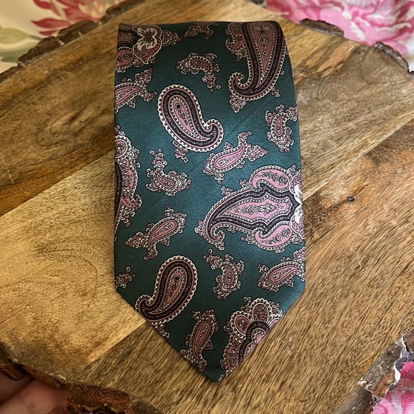 Vintage ALAN ROYCE Princeton, NJ
Paisley Tie Made in USA 100% Silk DeadStock NEW - Picture 2 of 13